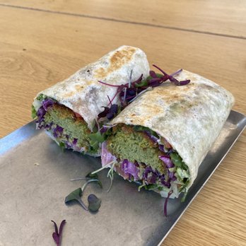 Blueys Kitchen - Cafes Near Me - Santa Monica, California