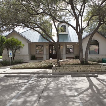 BEEVET Animal Hospital - Veterinarians Near Me - Austin, Texas BEEVET Animal Hospital - Veterinarians Near Me - Austin, Texas