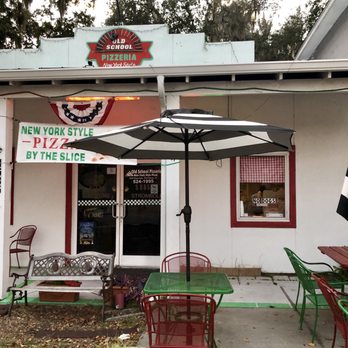 Old School Pizzeria - Storefront, outside seating - Pizza Near Me - Port Royal, South Carolina
