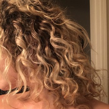 Level 10 Studio, Lindsay Kammer - Hair Stylists Near Me