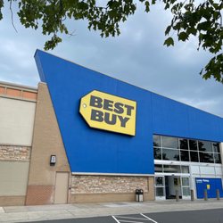 Best Buy Charlotte - Rivergate - Best Buy charges .10 cent for bags now.