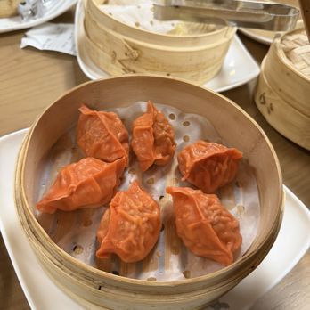 Shanghai Dumpling House - Scallop and Pork Steamed Dumpling - Chinese Near Me - Tampa, Florida Shanghai Dumpling House - Scallop and Pork Steamed Dumpling - Chinese Near Me - Tampa, Florida