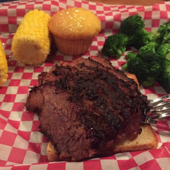 Famous Daves - Barbeque Near Me - Long Beach, California