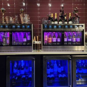 Fusion Cafe + Wine - Venues & Event Spaces Near Me - Honolulu, Hawaii