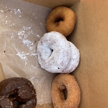 Kelly's Farm Market - Plain, powdered, cinnamon sugar and chocolate covered donuts - Fruits & Veggies Near Me - Hilton, New York Kelly's Farm Market - Plain, powdered, cinnamon sugar and chocolate covered donuts - Fruits & Veggies Near Me - Hilton, New York