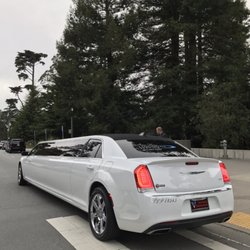 A Star Limo - Brand New 10 Passenger Chrysler 300!