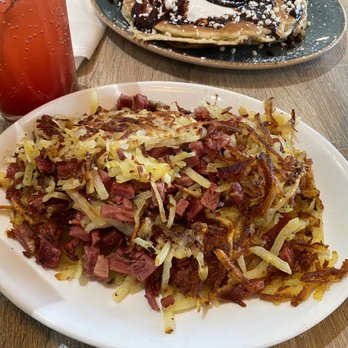 Honey Berry - Homemade Corned Beef Hash - Pancakes Near Me - Hoffman Estates, Illinois