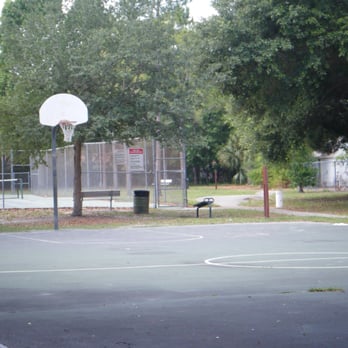 Lee P Moore Park - Hoops - Parks Near Me - Sanford, Florida