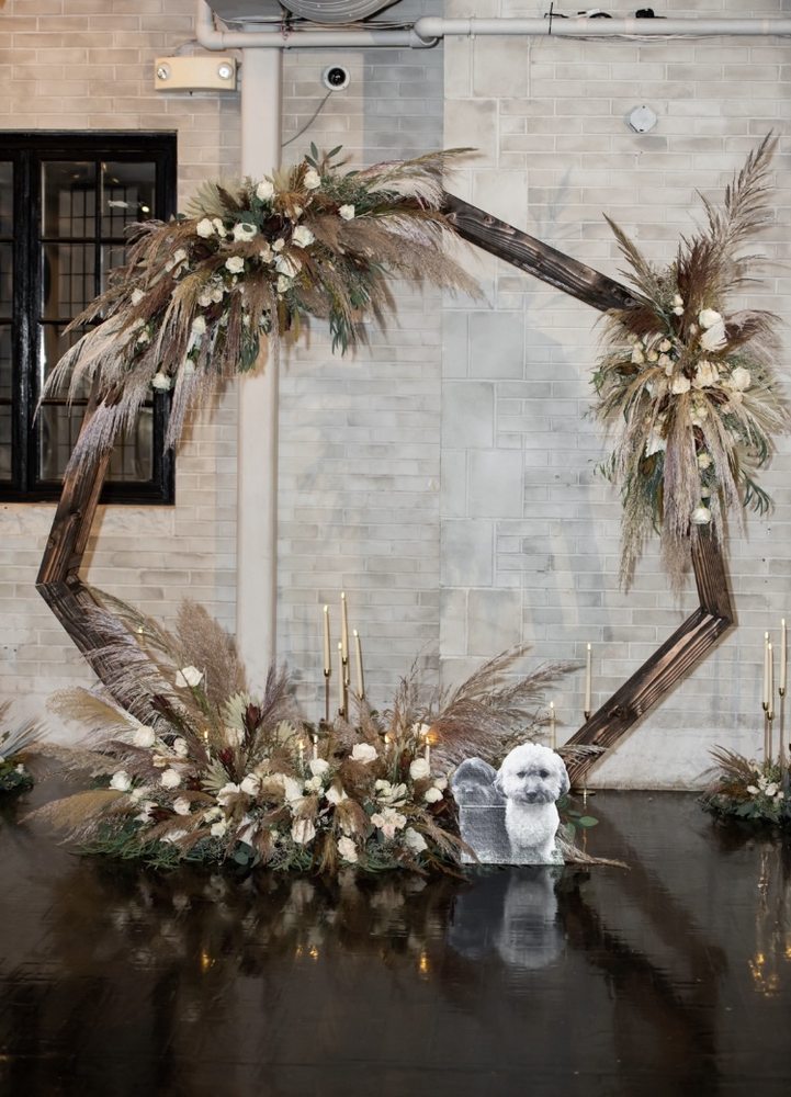 WISE ORIGINALS FLORISTS & GIFTS Updated August 2024 81 Photos & 19 Reviews 3541 Concord Rd