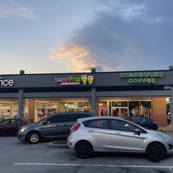 sweetFrog Premium Frozen Yogurt - Check!