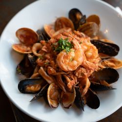 Chianti Ristorante - Spaghetti Ai Frutti Di Mare