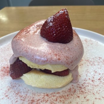 Flipper’s - Strawberry Flipper's Pancake - Pancakes Near Me - New York, New York