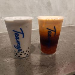 TEAMOJI - Taro milk tea with boba and Thai milk tea with crystal jelly