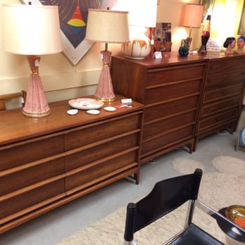 Funky Finds Vintage and Retro - Furniture Stores Near Me - Des Moines, Iowa Funky Finds Vintage and Retro - Furniture Stores Near Me - Des Moines, Iowa