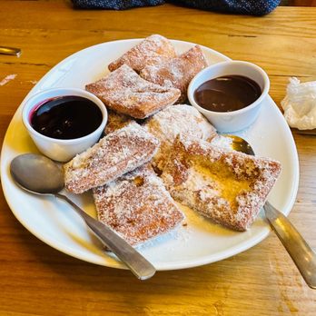 Olive Garden Italian Restaurant - Beignets - Italian Near Me - Folsom, California