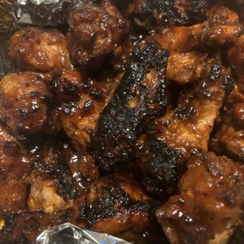 Imperial Pizza - "Standard" burnt wings - Pizza Near Me - Buffalo, New York