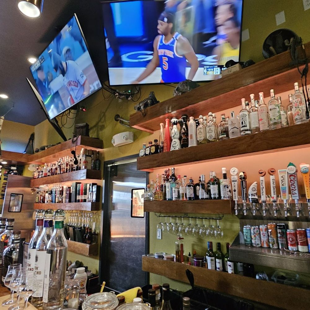 TVs right over the bar