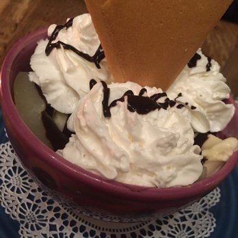 La Note - Vanilla bean ice cream, poached pears, chocolate sauce (forgot what it's called)! - French Near Me - Berkeley, California