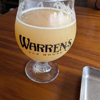 Warren's Ale House - Lunch before a visit to the Hokusai exhibit at COD. - New American Near Me - Wheaton, Illinois