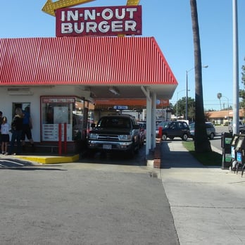 In-N-Out Burger - Burgers Near Me - Pasadena, California