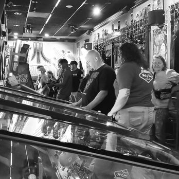 LeaderBoard Arcade Bar - Games..right side - Bars Near Me - Orange Park, Florida