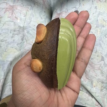 Everything Madeleine - Matcha Madeline - Desserts Near Me - Carrollton, Texas