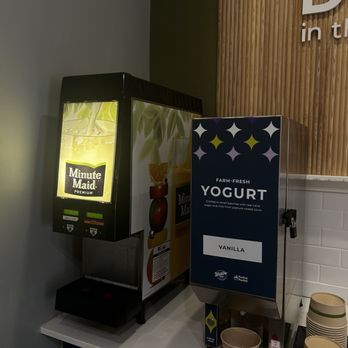 Spark by Hilton Orlando Universal Blvd - Free breakfast - Hotels Near Me - Orlando, Florida Spark by Hilton Orlando Universal Blvd - Free breakfast - Hotels Near Me - Orlando, Florida