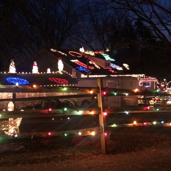 Top Of The Hill Christmas Lights Delaware 2022 Smith's Christmas Lights At Top Of The Hill - Local Flavor - 1900 Prior Rd,  Wilmington, De