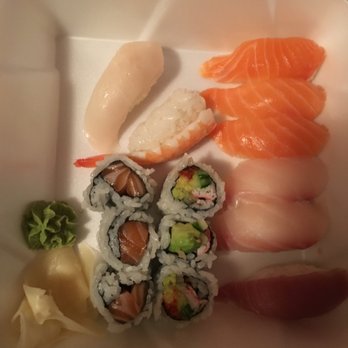 Sushi Run - Combo A - rolls were tiny and sushi was cut very thin - Sushi Bars Near Me - Toronto, Ontario Sushi Run - Combo A - rolls were tiny and sushi was cut very thin - Sushi Bars Near Me - Toronto, Ontario