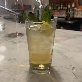 Kid Sister A Wine Bar - Wine Bars Near Me - Phoenix, Arizona