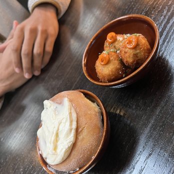 The Perch - Cinnamon Roll and Croquettes - Breweries Near Me - Chicago, Illinois