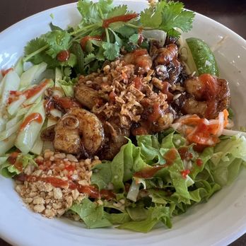Photastic - My Bun Ca Ri with shrimp (vermicelli noodle salad) sauced - Vietnamese Near Me - Vero Beach, Florida