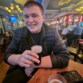 The Blue Posts - Nothing like having a pint with your adult children. - Pubs Near Me - London, XGL