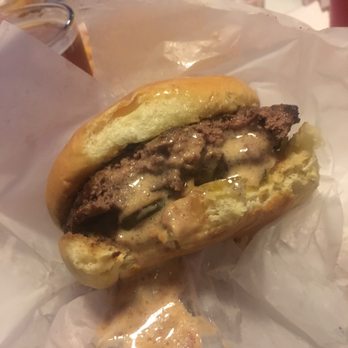Matt's Bar - Matts juicy lucy burger , bomb.com - Burgers Near Me - Minneapolis, Minnesota Matt's Bar - Matts juicy lucy burger , bomb.com - Burgers Near Me - Minneapolis, Minnesota