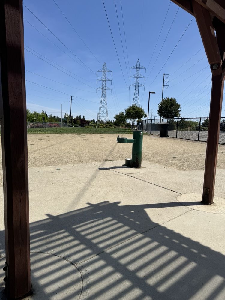 FIDO Field - Folsom Dog Park Logo