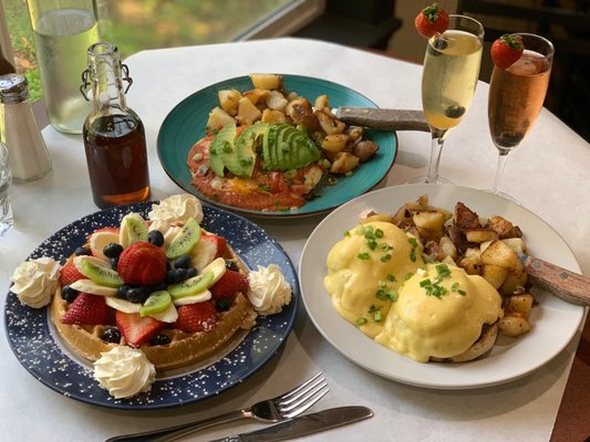 Heavenly Roadside Café by null