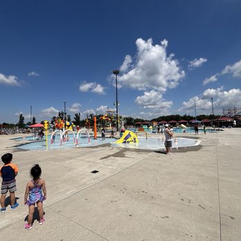 Diggerland USA - Water main park - Amusement Parks Near Me - West Berlin, New Jersey Diggerland USA - Water main park - Amusement Parks Near Me - West Berlin, New Jersey