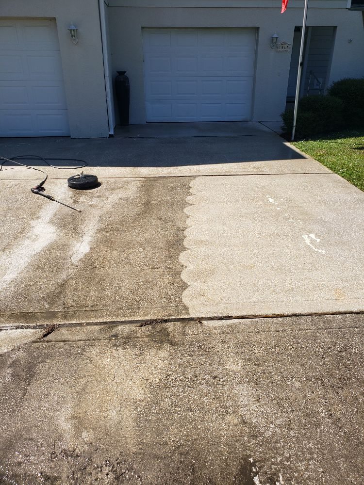 MATTS EXTERIOR CLEANING PT CHARLOTTE, Florida Pressure Washers
