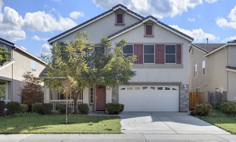 THE HALSTEAD REAL ESTATE TEAM KELLER WILLIAMS REALTY Real Estate