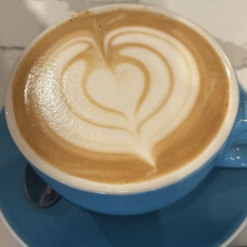 Shoreline Cafe - Caramel cappuccino - Cafes Near Me - Honolulu, Hawaii