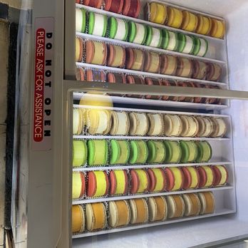 Mono Poke - Macaroon Ice Cream - Hawaiian Near Me - Los Angeles, California