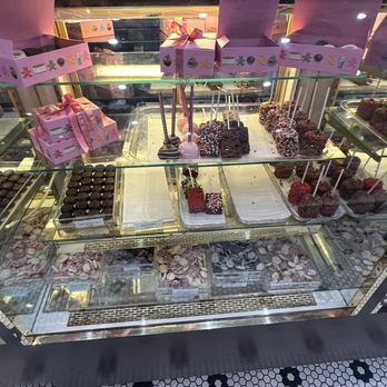 Sloan's - Rosemary Square - Sweets - Ice Cream & Frozen Yogurt Near Me - West Palm Beach, Florida Sloan's - Rosemary Square - Sweets - Ice Cream & Frozen Yogurt Near Me - West Palm Beach, Florida