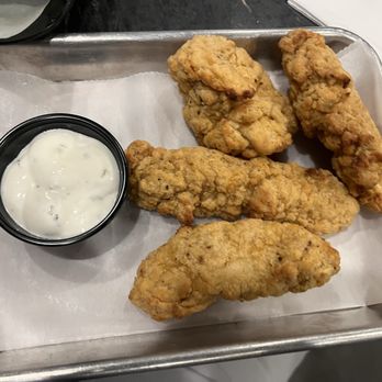 Distant Brewing - Chicken Tenders - Breweries Near Me - Mammoth Lakes, California