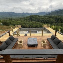 Sundaze Pool And Spa - Mountain pool.
