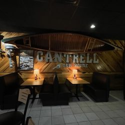 Cantrell Ultimate Rafting - Inside the bar/restaurant