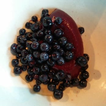 no. 2 - Blueberry sorbet with blueberries and fresh cheese. - Scandinavian Near Me - København