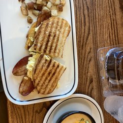 Corner Bakery Cafe