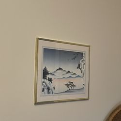 NRJ Home Improvement Service - Picture hanging
