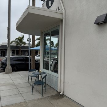 Elite Experience: Blue Bowl - They have a few tables outside. - Yelp Events Near Me - Oceanside, California Elite Experience: Blue Bowl - They have a few tables outside. - Yelp Events Near Me - Oceanside, California