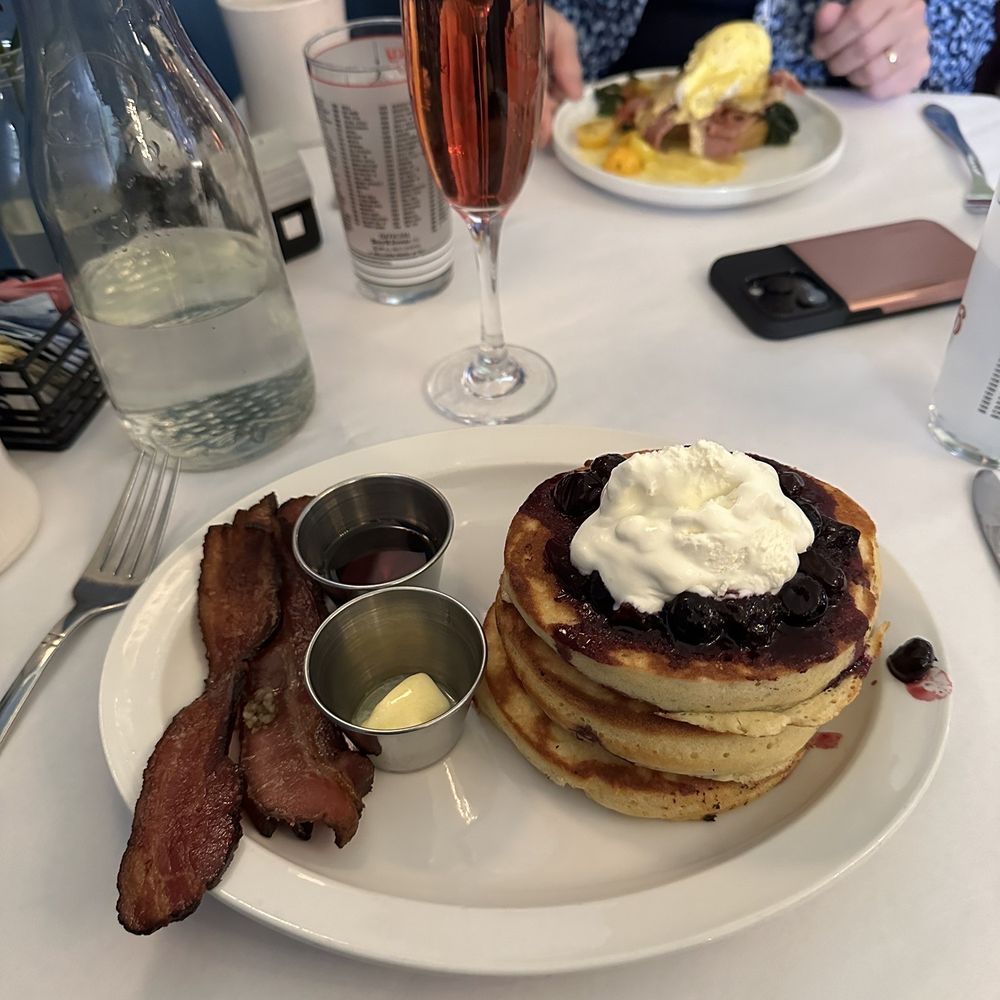 Otto's - Lemon blueberry pancakes - Breakfast & Brunch Near Me - Covington, Kentucky Otto's - Lemon blueberry pancakes - Breakfast & Brunch Near Me - Covington, Kentucky